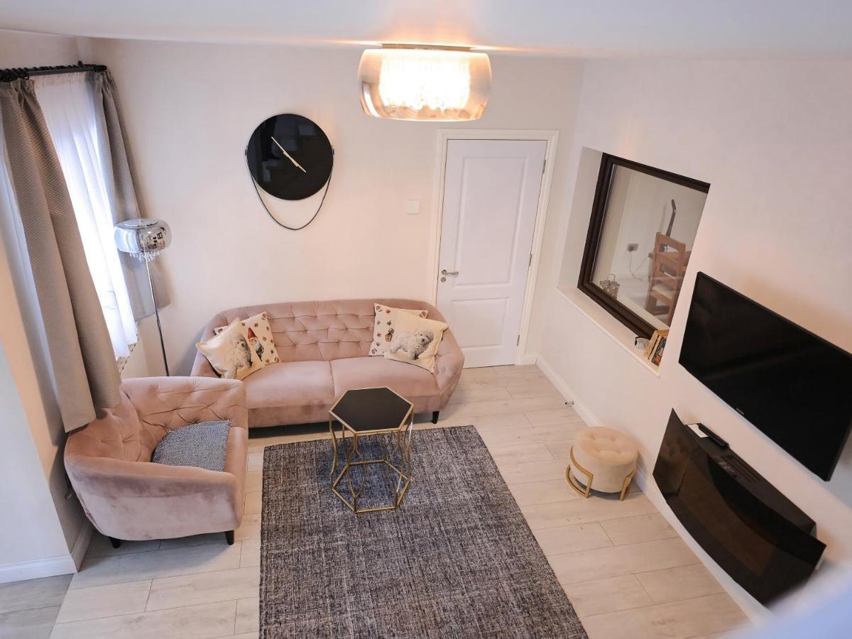 Villa Ase Premium House Suceava Exterior foto